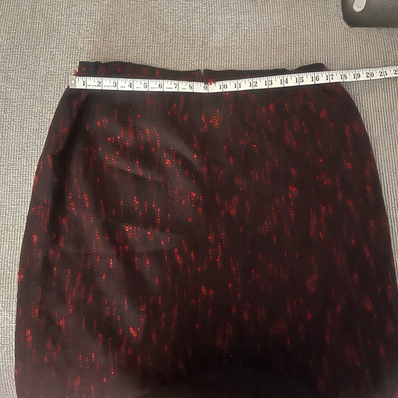 NWT CATO 14-16W Red and Black Skirt. Make me an offer. 🤗 - Picture 3 of 6